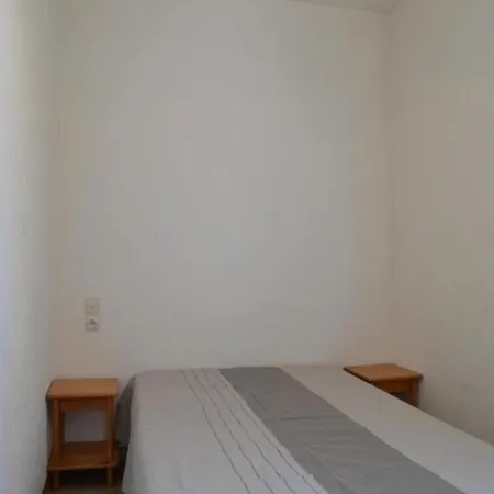 Appt 2 Pieces, 200m Plage, Parking Prive, Animaux Acceptes - Pierre La - Fr-1-229d-233 * Saint-Pierre-la-Mer (Aude)