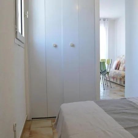 Apartment Appt 2 Pieces, 200m Plage, Parking Prive, Animaux Acceptes - Pierre La - Fr-1-229d-233 *
